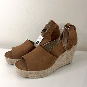 NEW! Brown Espadrilles Wedges Size 10. Faux suede from Universal Thread @ Target